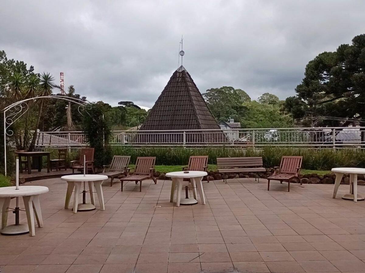 Apartamento No Residencial Village No Centro De Gramado, Com Piscina Aquecida E Hidromassagem المظهر الخارجي الصورة
